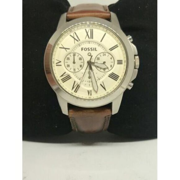 Fossil Q NDW1 Smartwatch Roman Numerals Brown Leather Band 44mm Tracker C191 - Picture 1 of 9